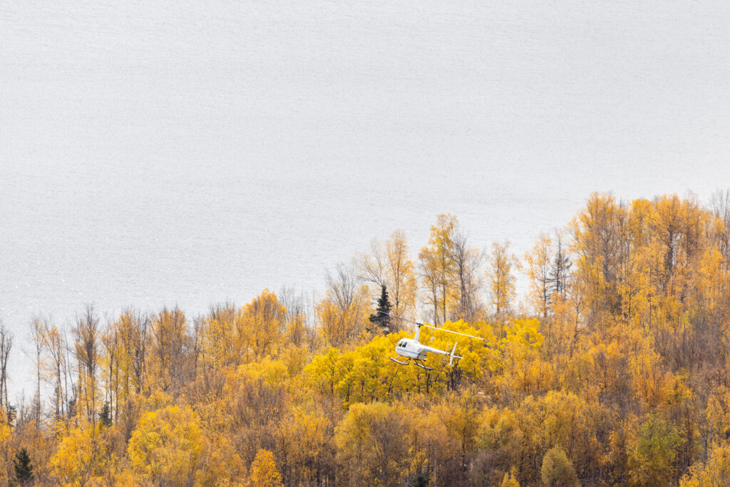 R44 Flying in Alaska - HeliAlaska