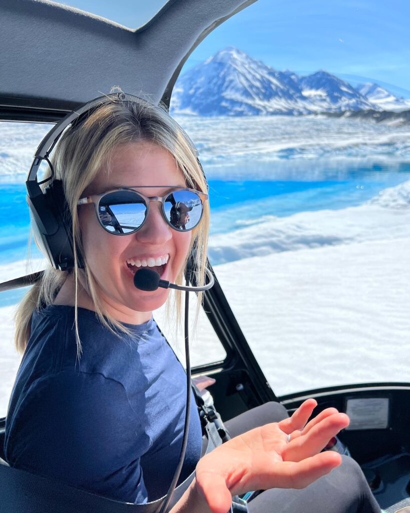 Helicopter Tour over Glacier - Heli Alaska